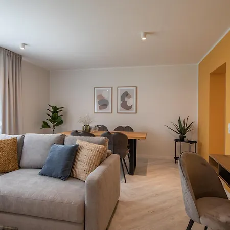 アパート Innenstadt-apartments Klinik Friedrichstadt ドレスデン